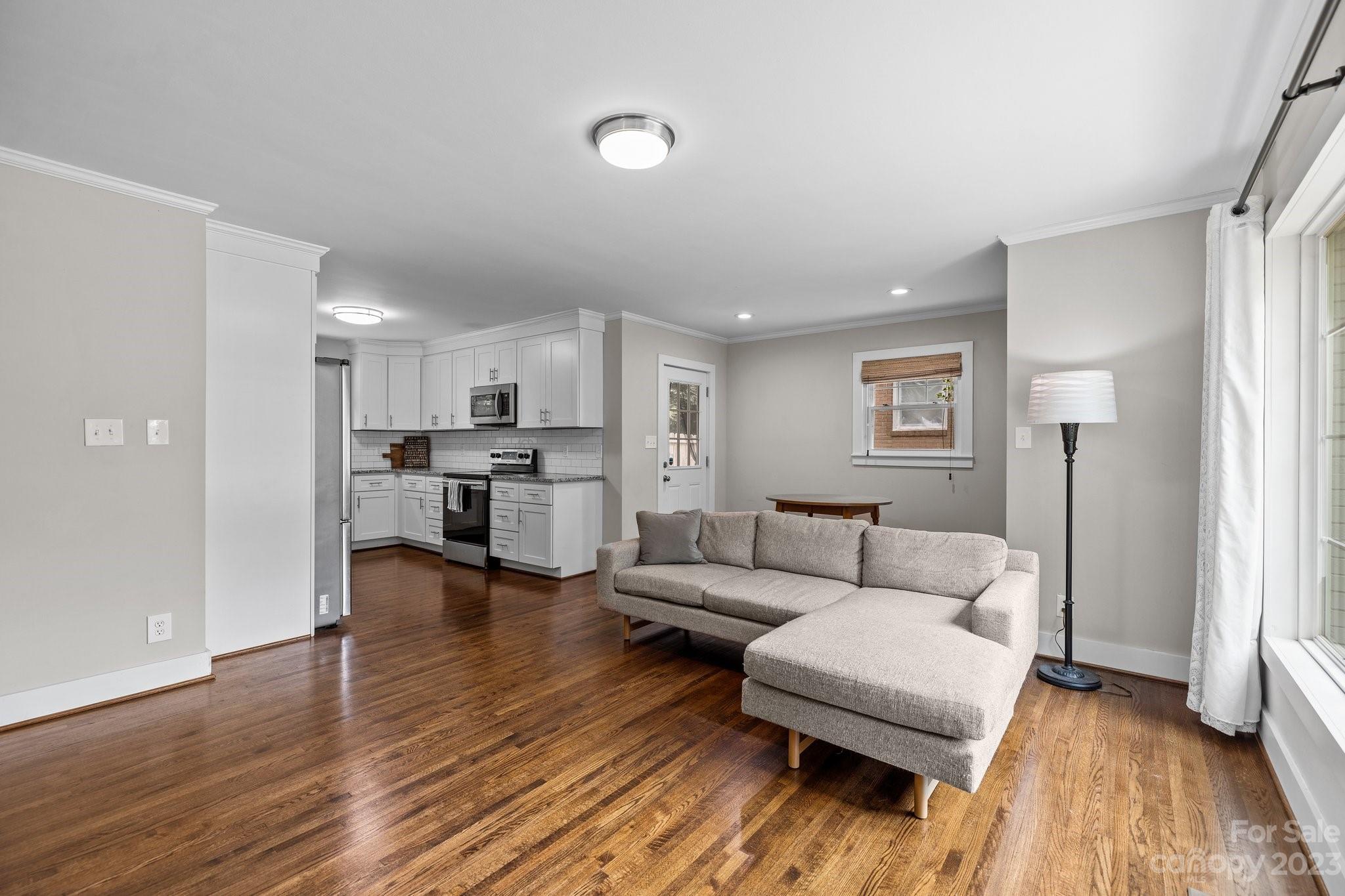 2609 Dora Drive