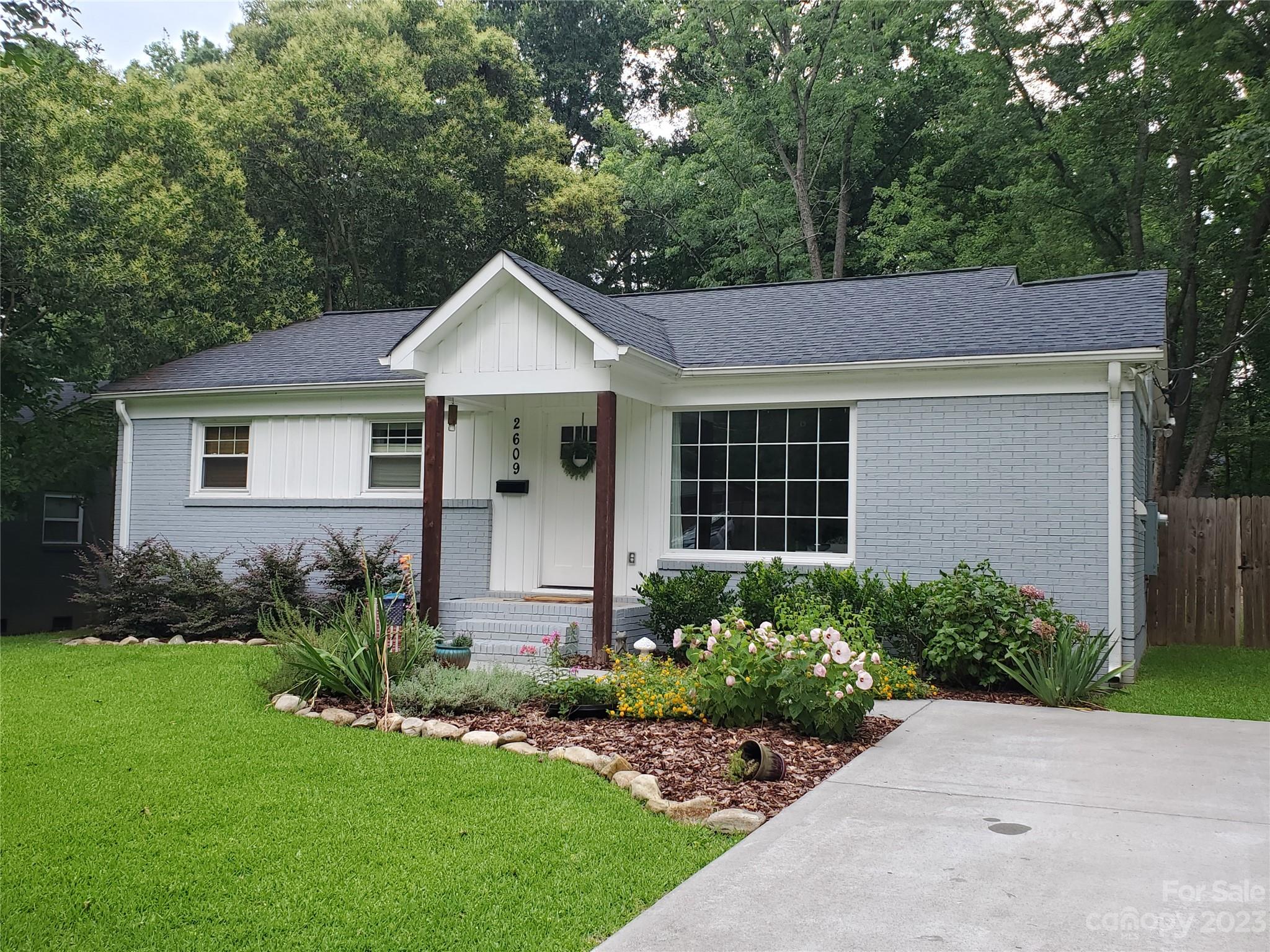 2609 Dora Drive