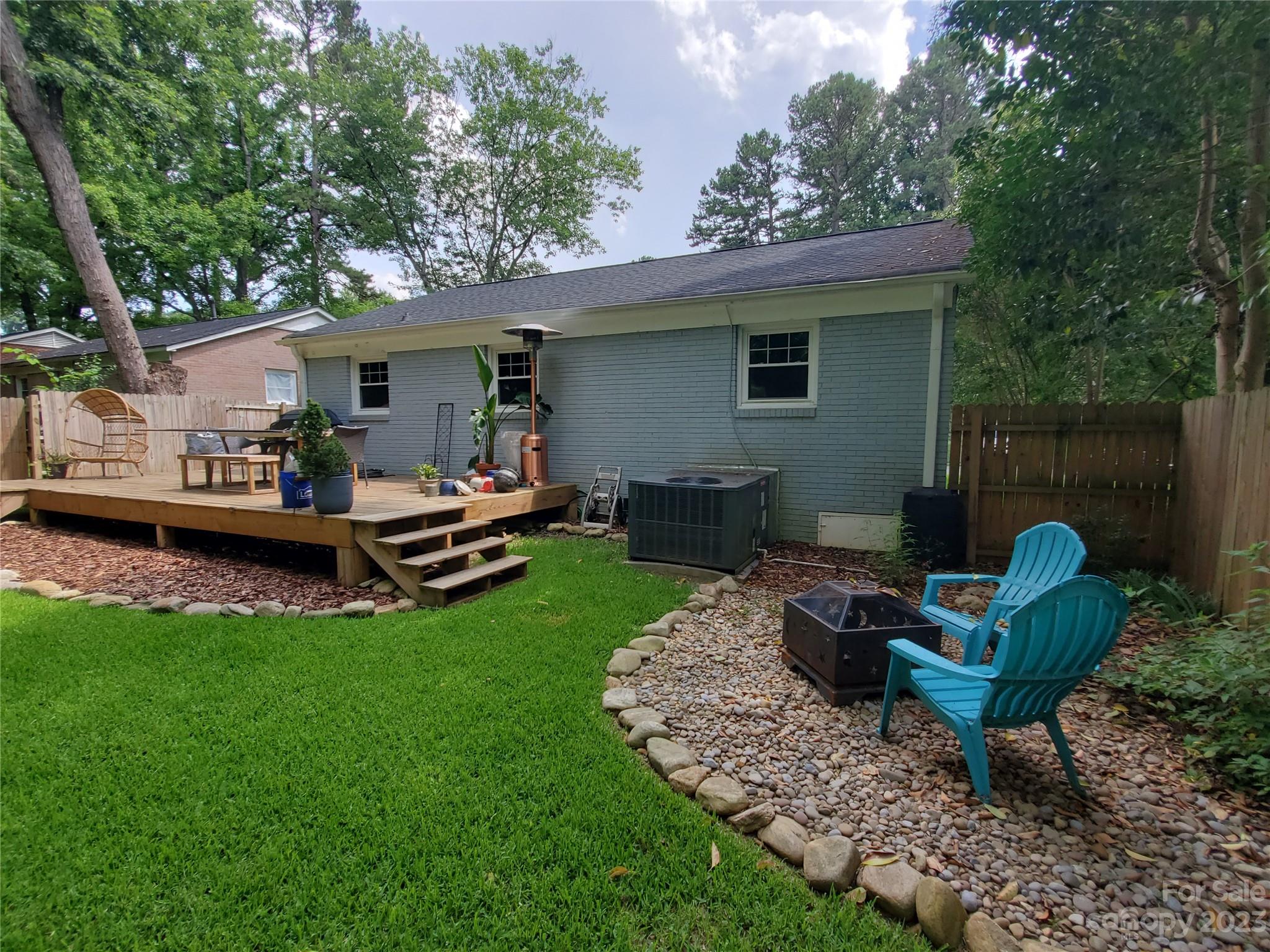2609 Dora Drive