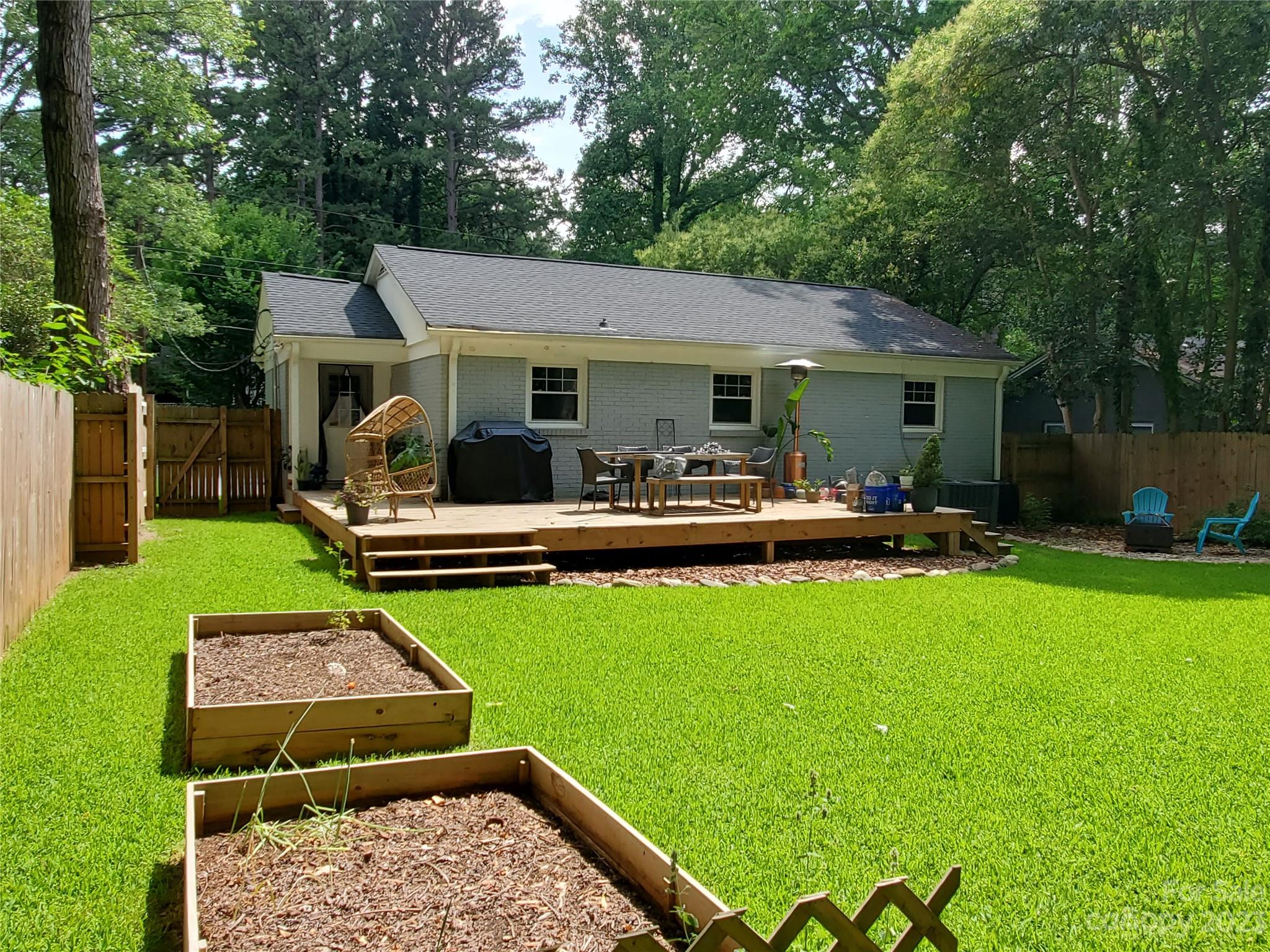 2609 Dora Drive