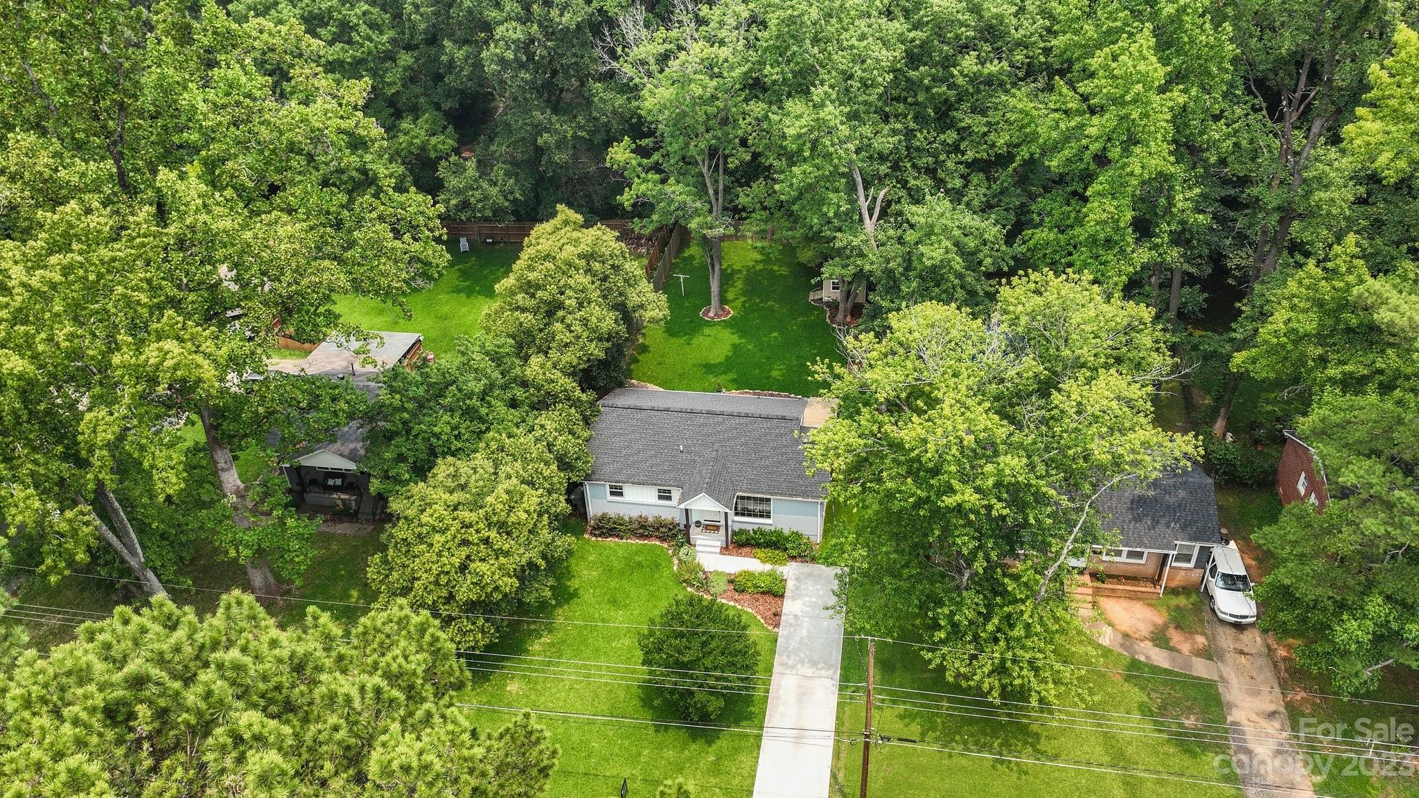 2609 Dora Drive