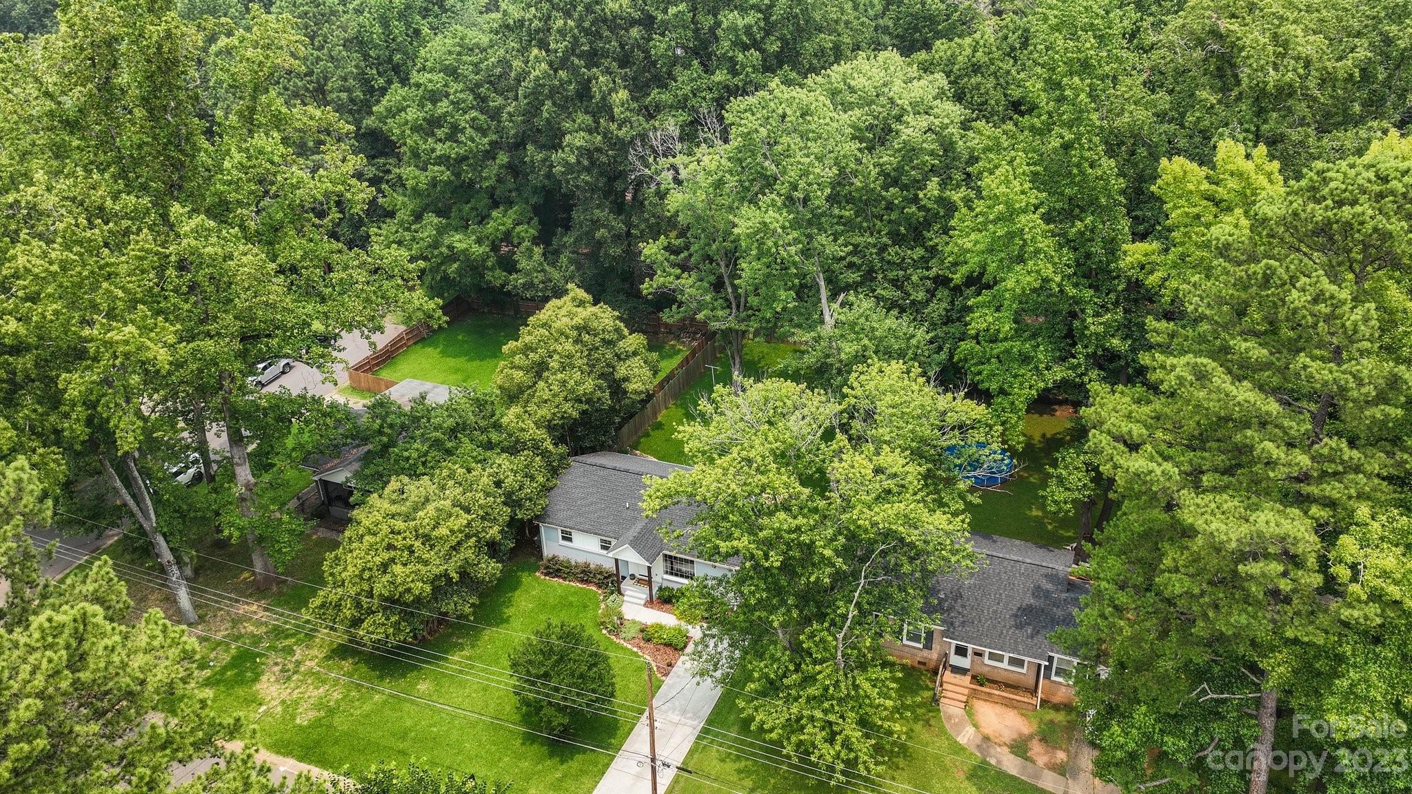 2609 Dora Drive