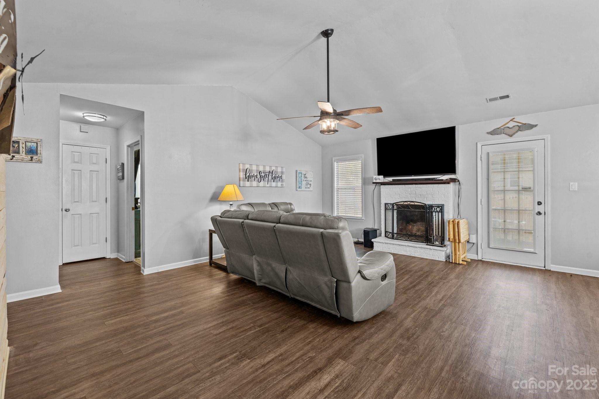 7189 Brookridge Drive