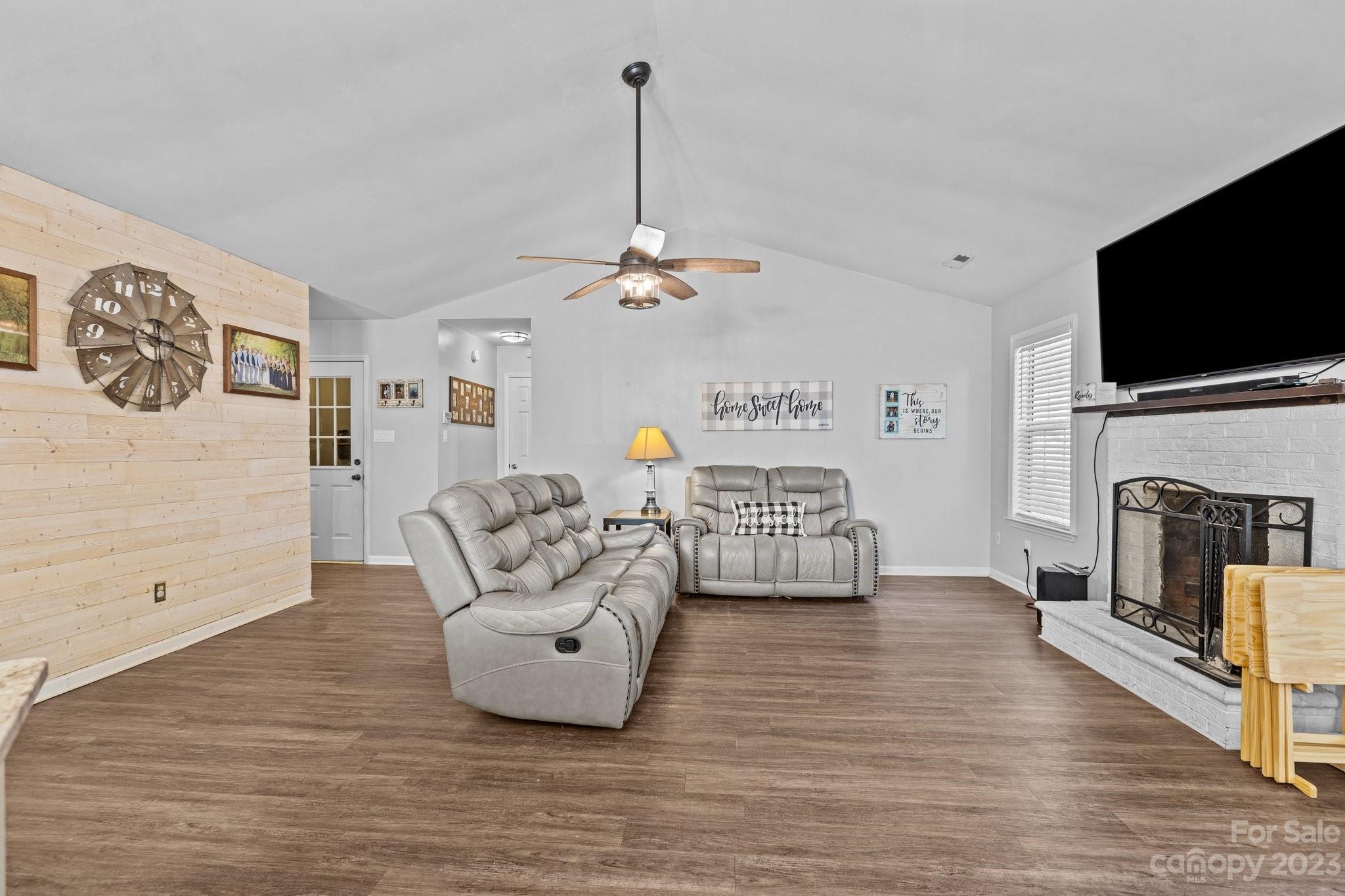 7189 Brookridge Drive