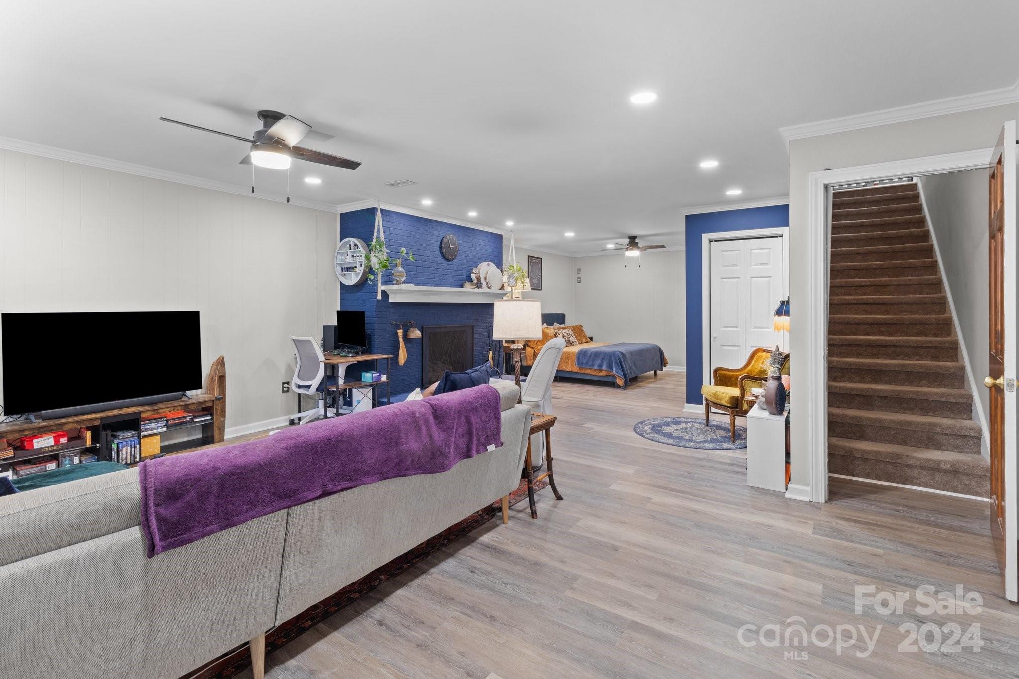 400 Swaim Court