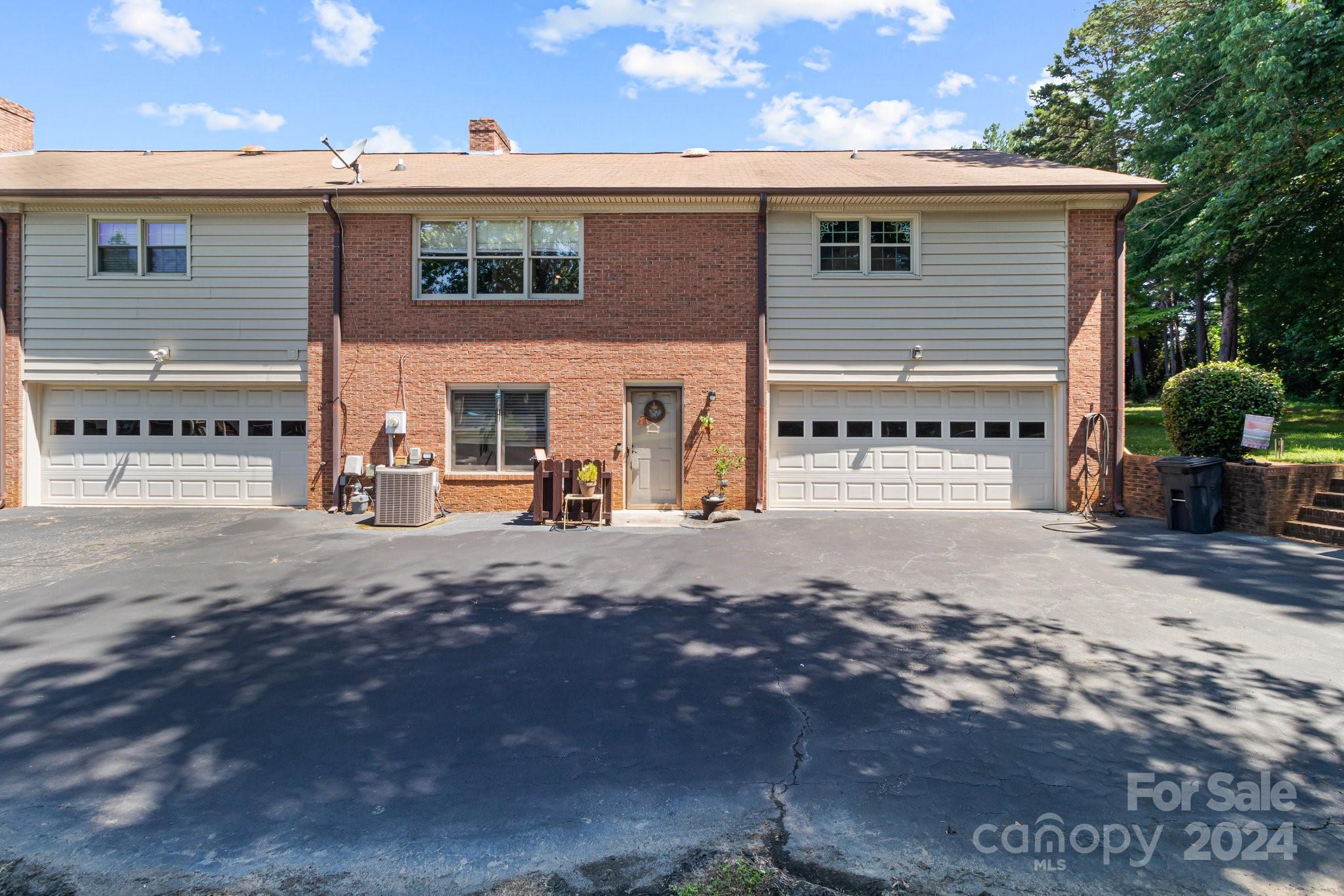 400 Swaim Court