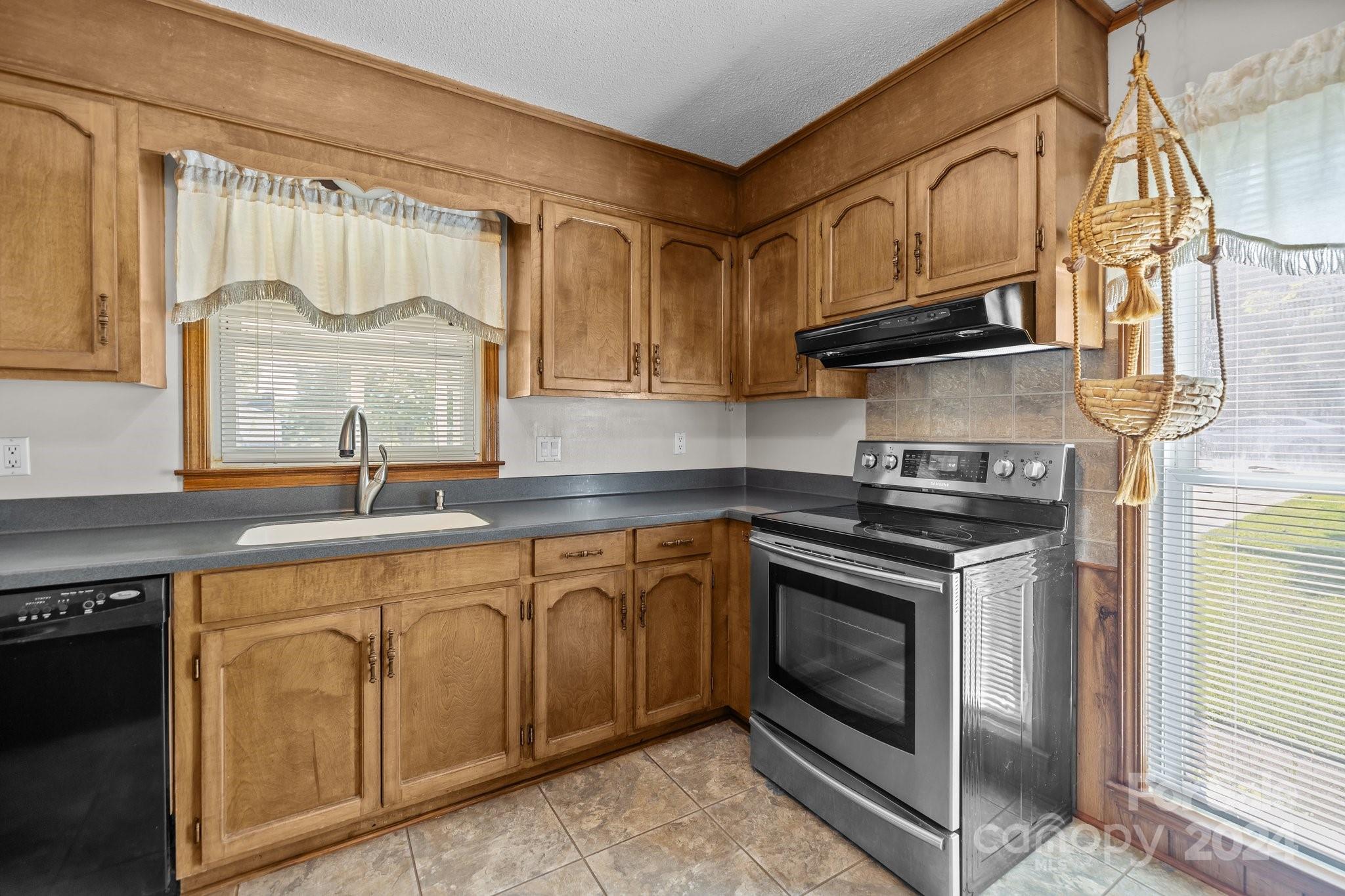 2221 Springwater Drive