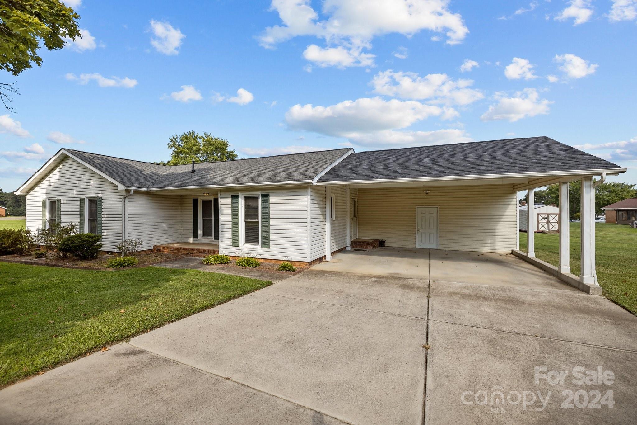 2221 Springwater Drive