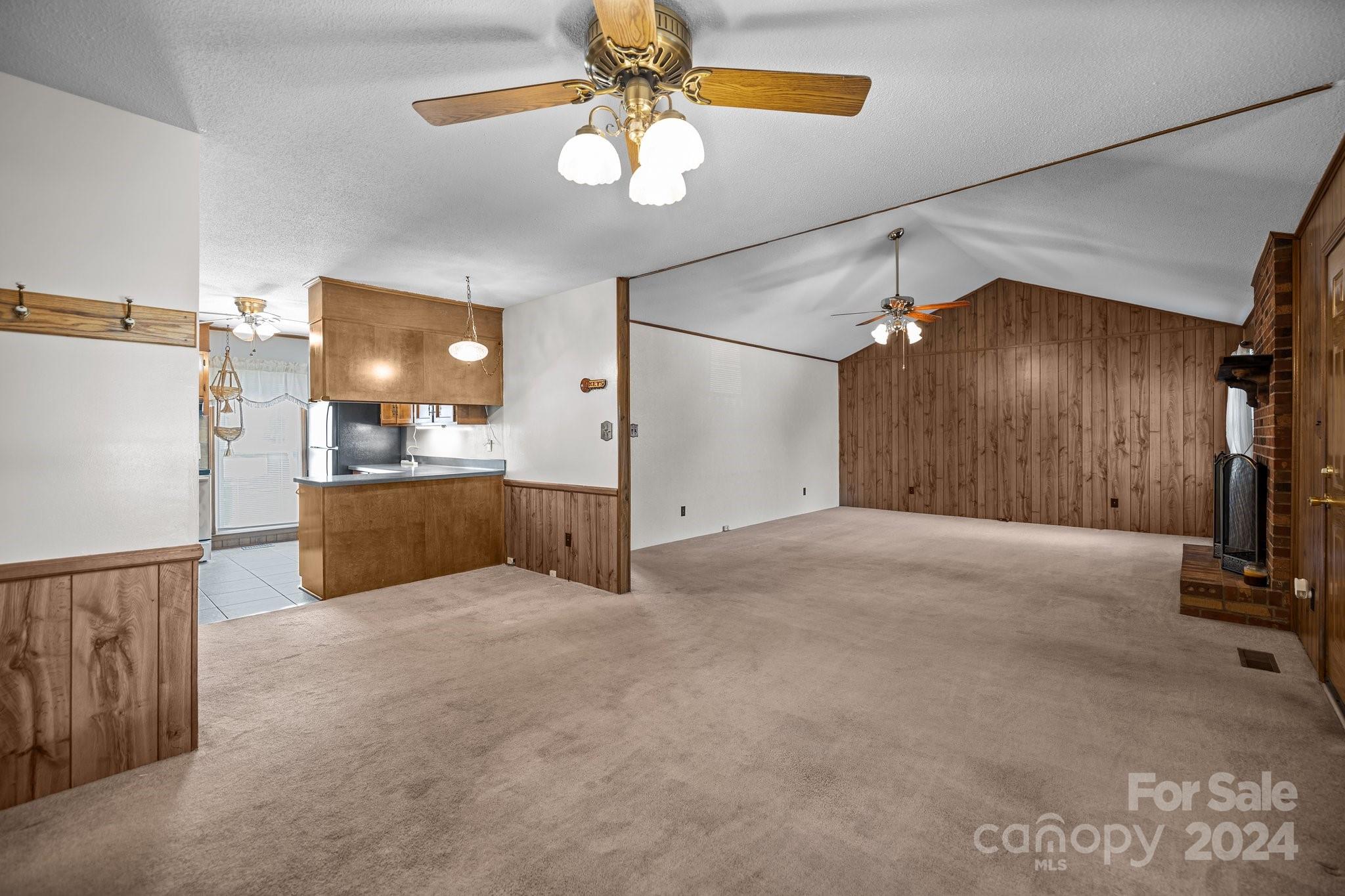 2221 Springwater Drive