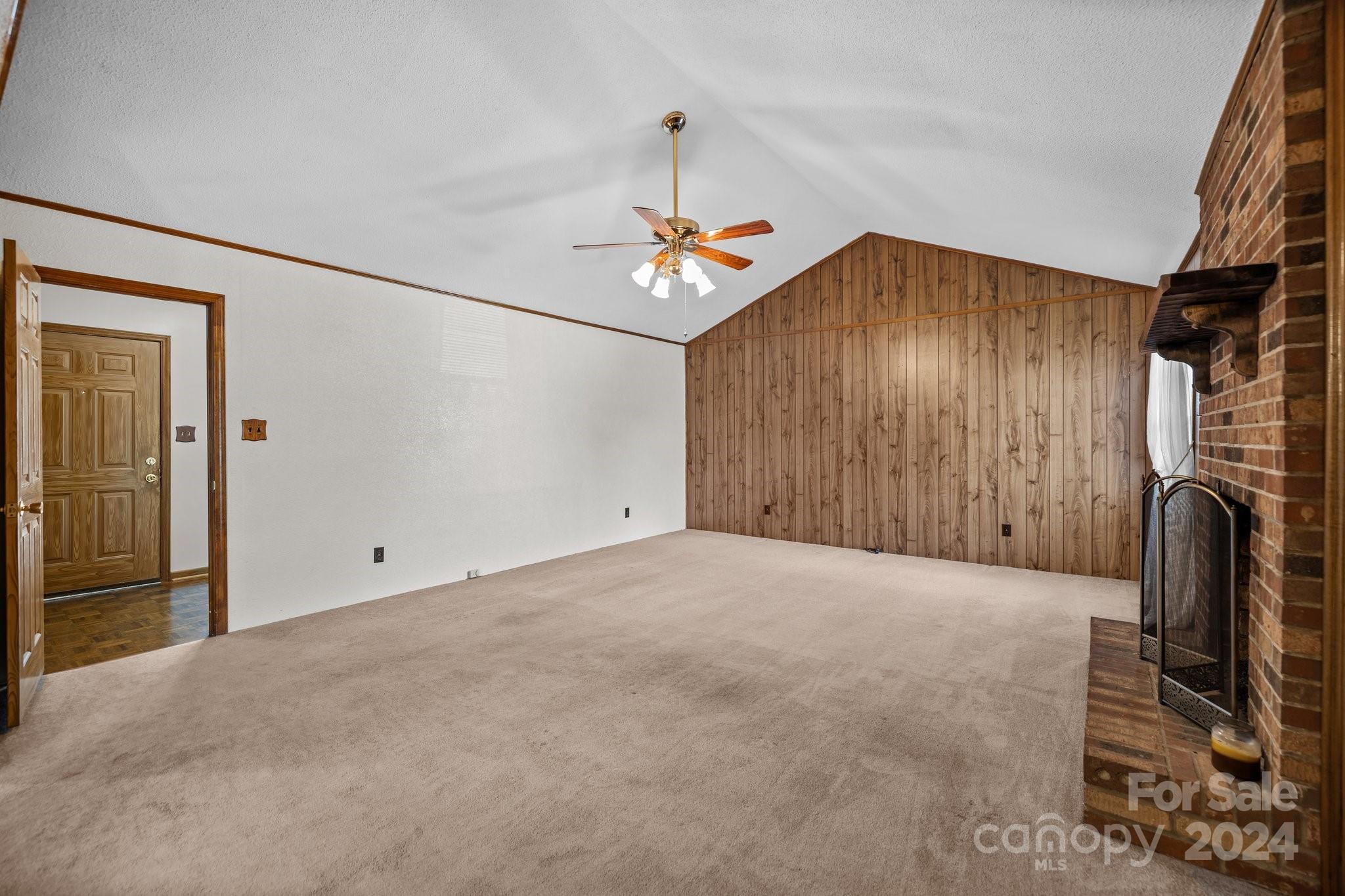 2221 Springwater Drive