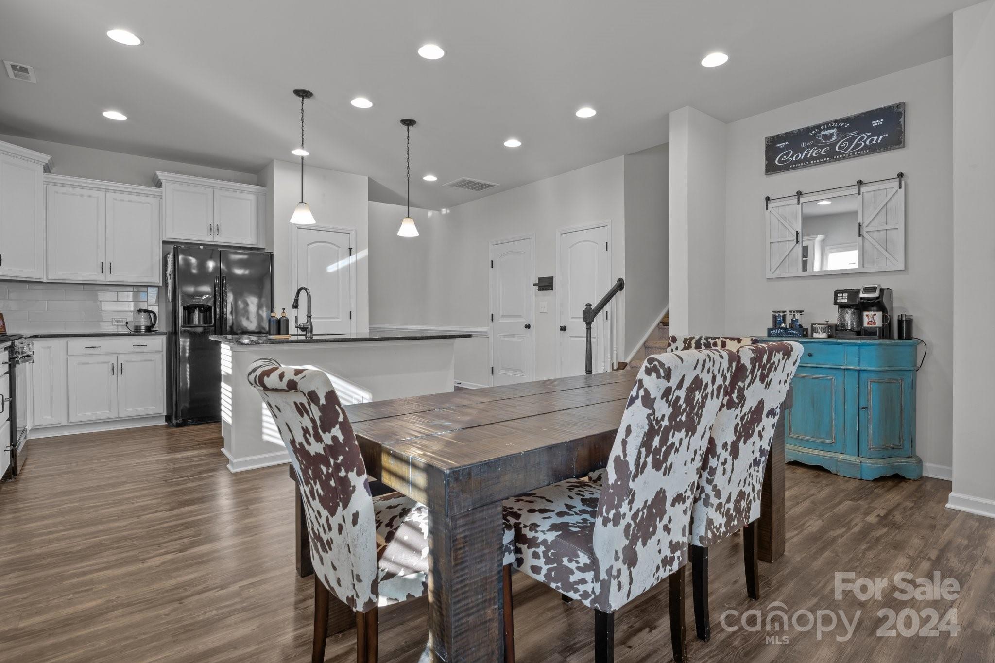 6230 Durango Way