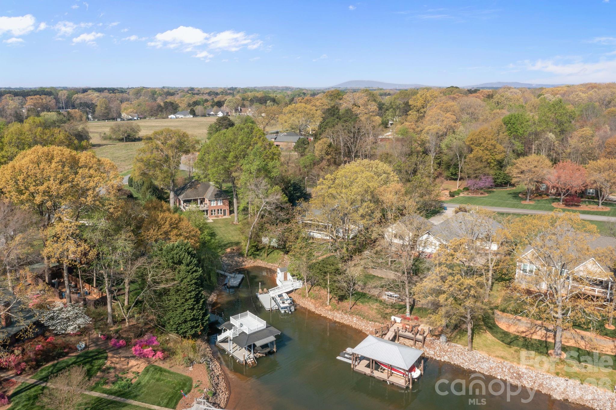 5218 Glenwood Street