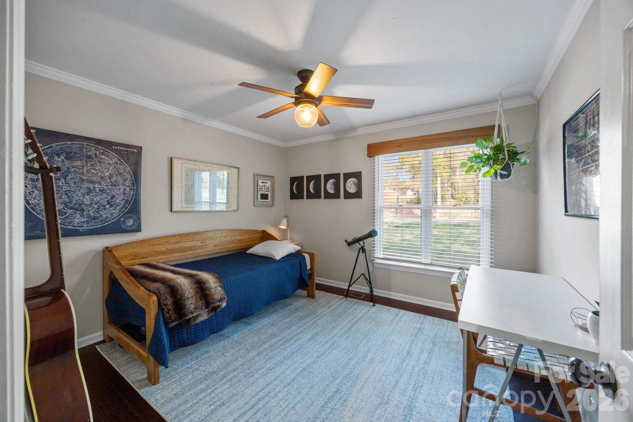 5218 Glenwood Street