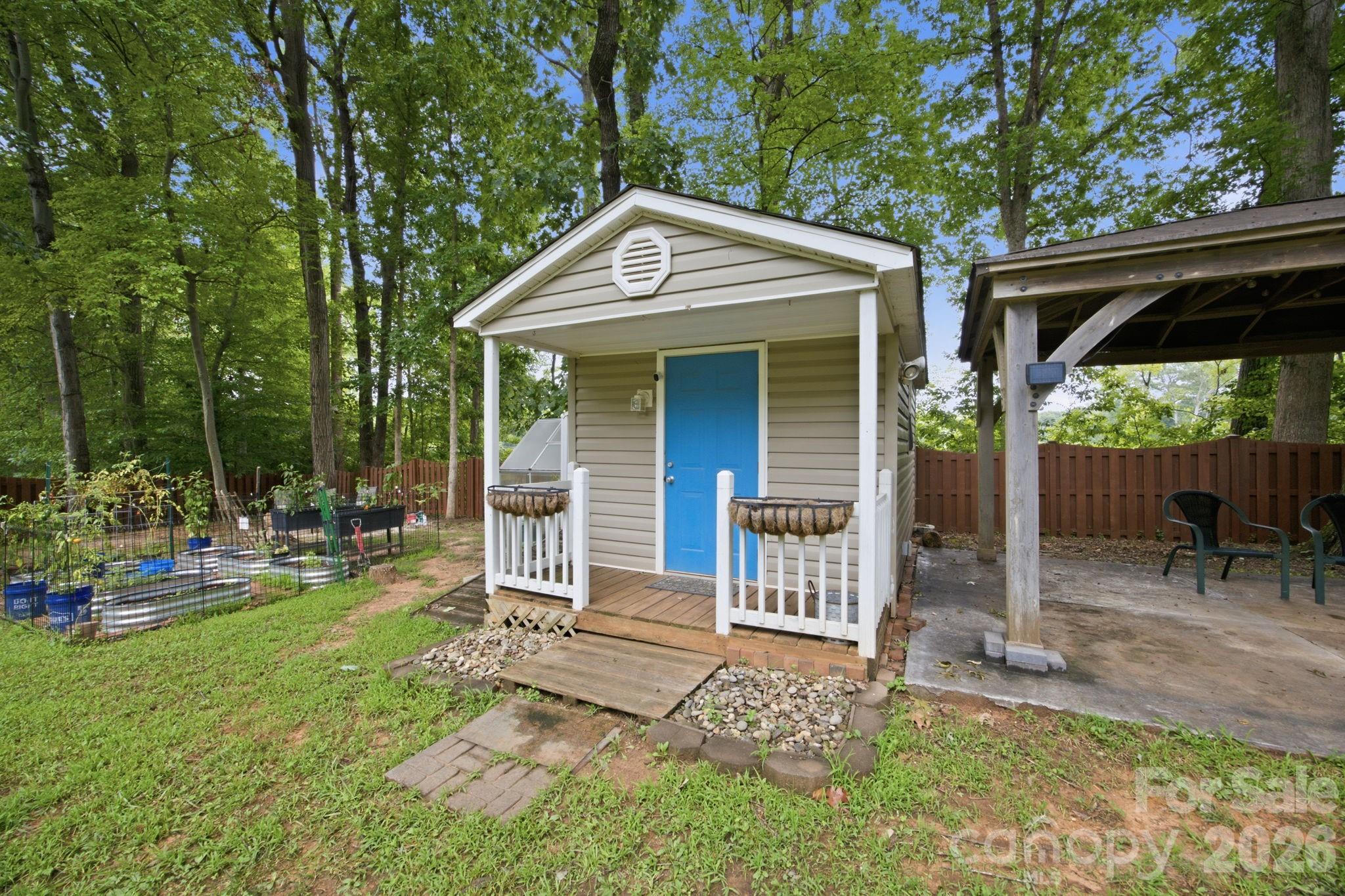 7134 Forest Hills Drive