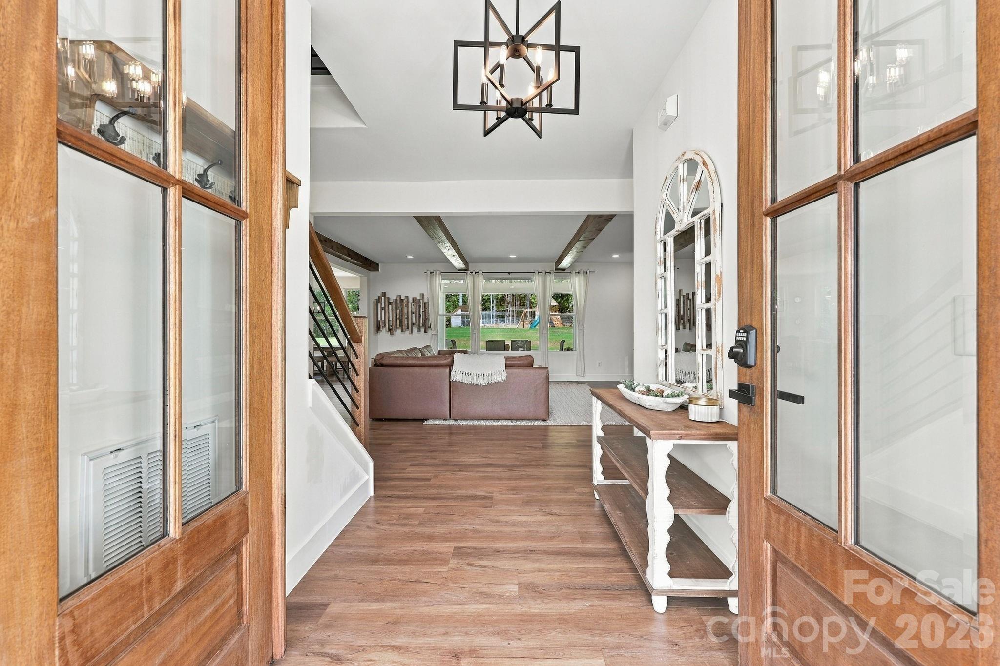 6840 Grinnell Trail