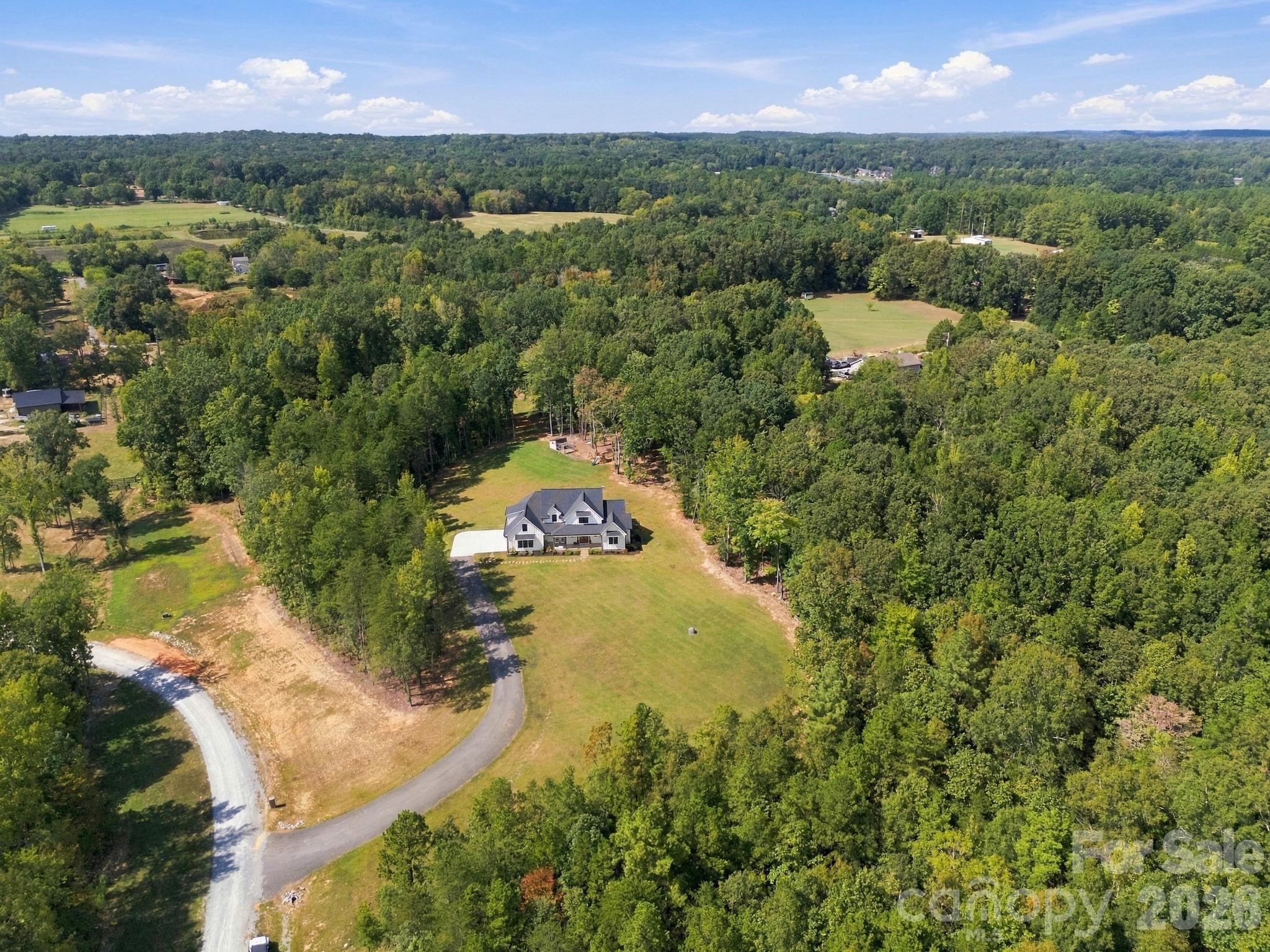 6840 Grinnell Trail