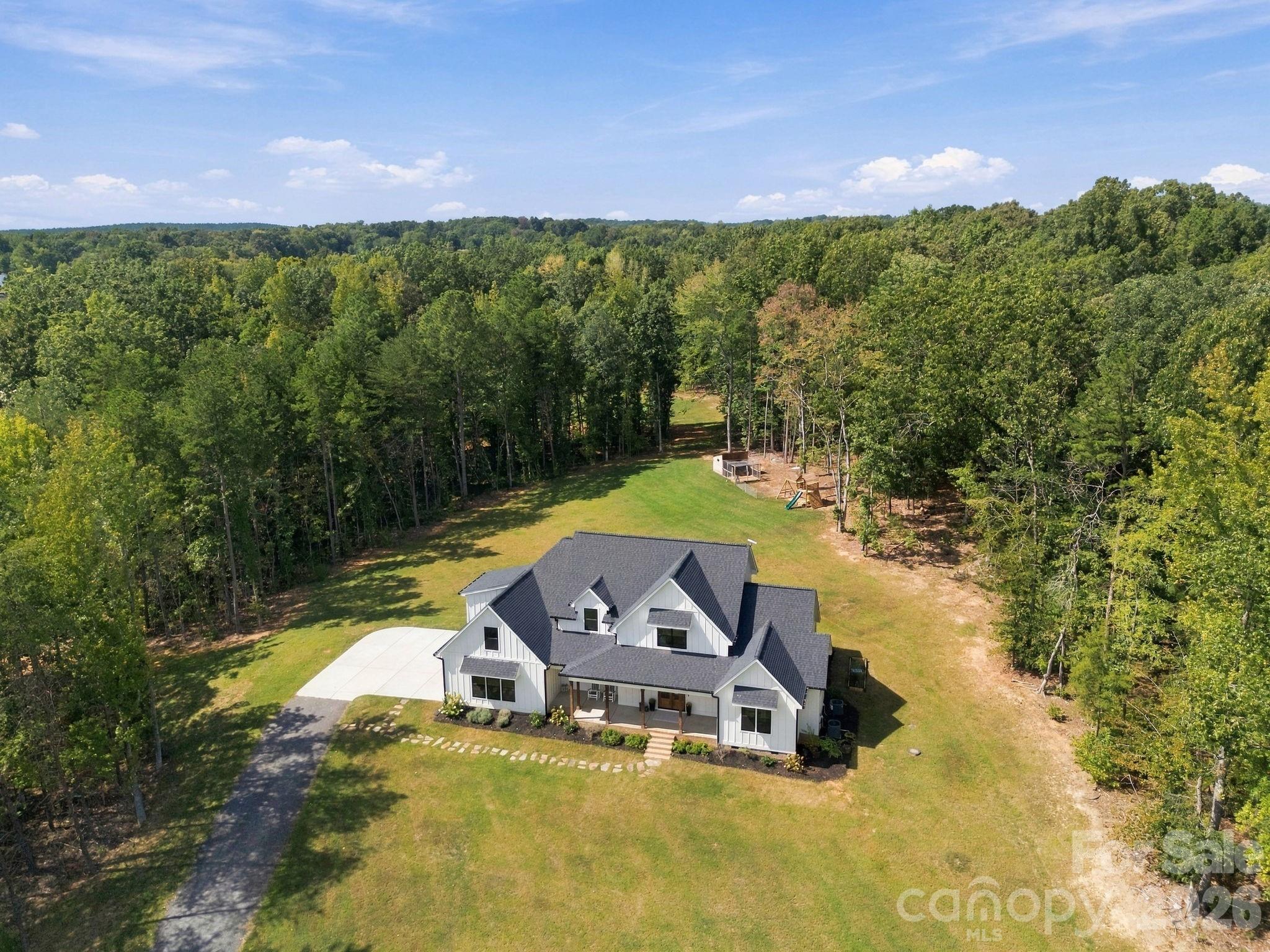 6840 Grinnell Trail