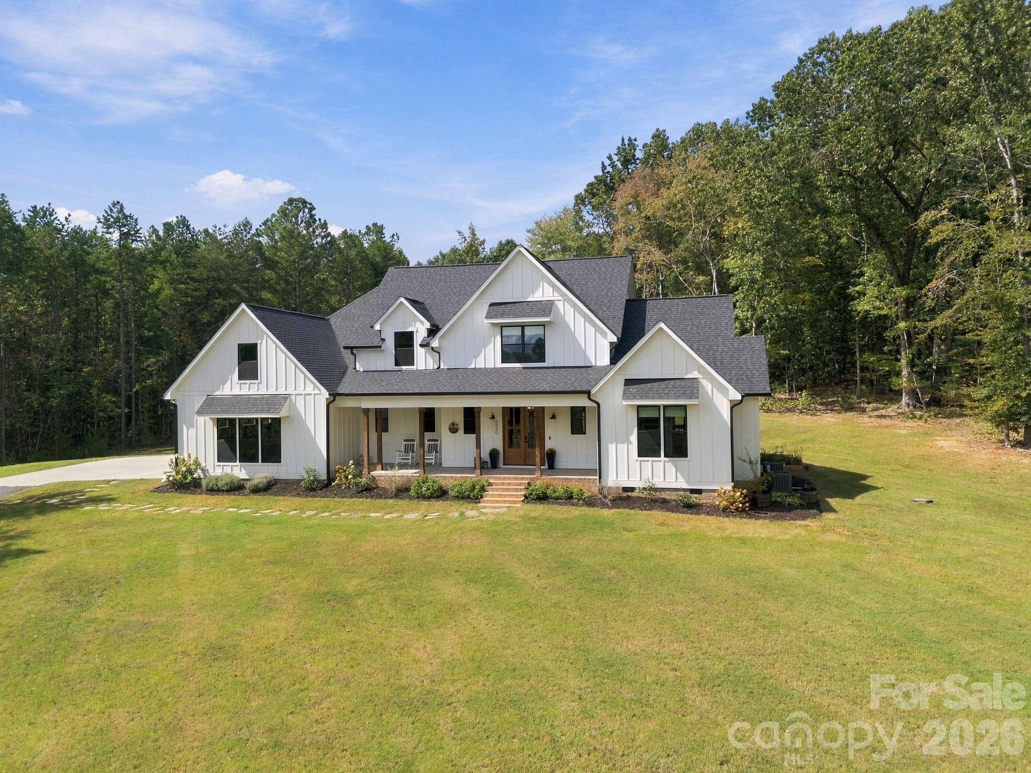 6840 Grinnell Trail