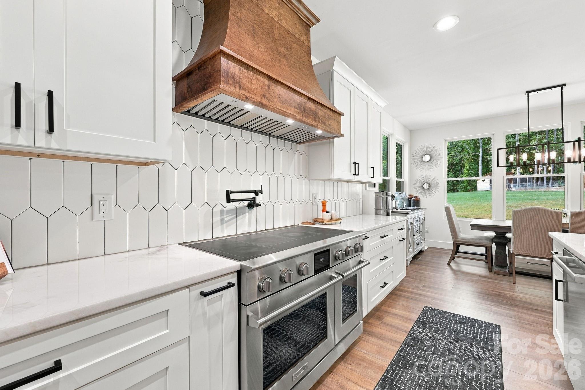 6840 Grinnell Trail