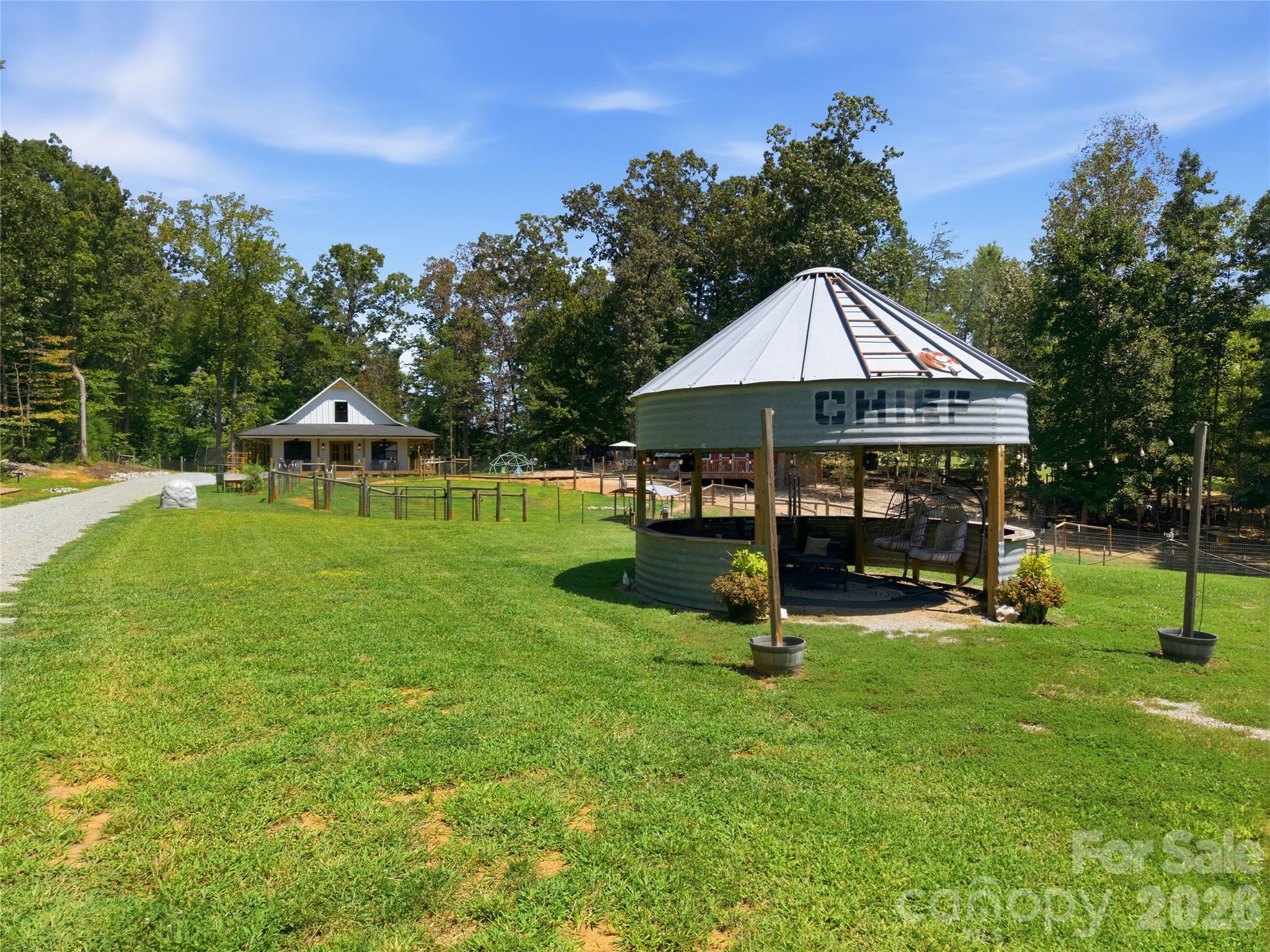 5663 Mundy Road