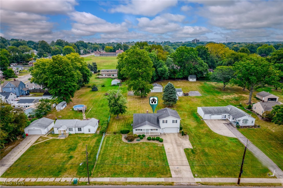 25 S Van Buren Avenue