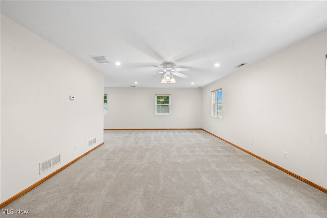25 S Van Buren Avenue