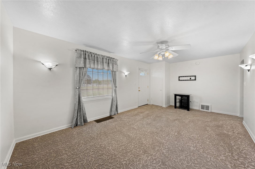 25 S Van Buren Avenue