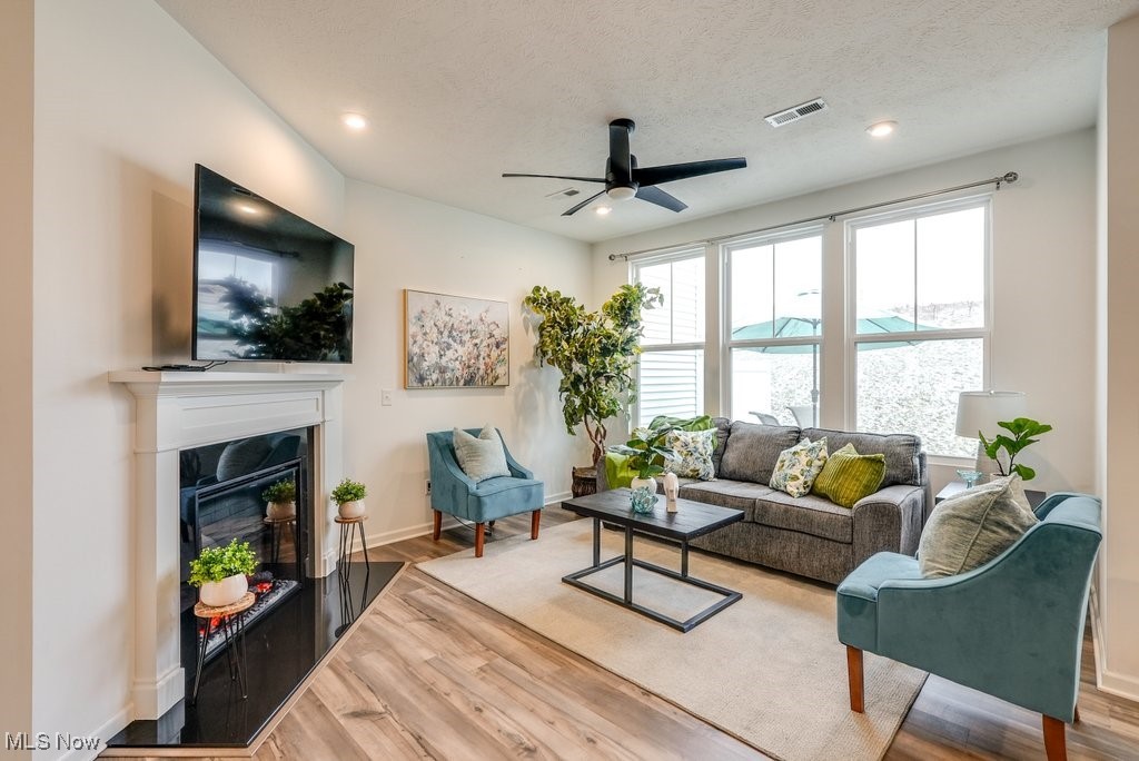 855 Dipper Lane 2