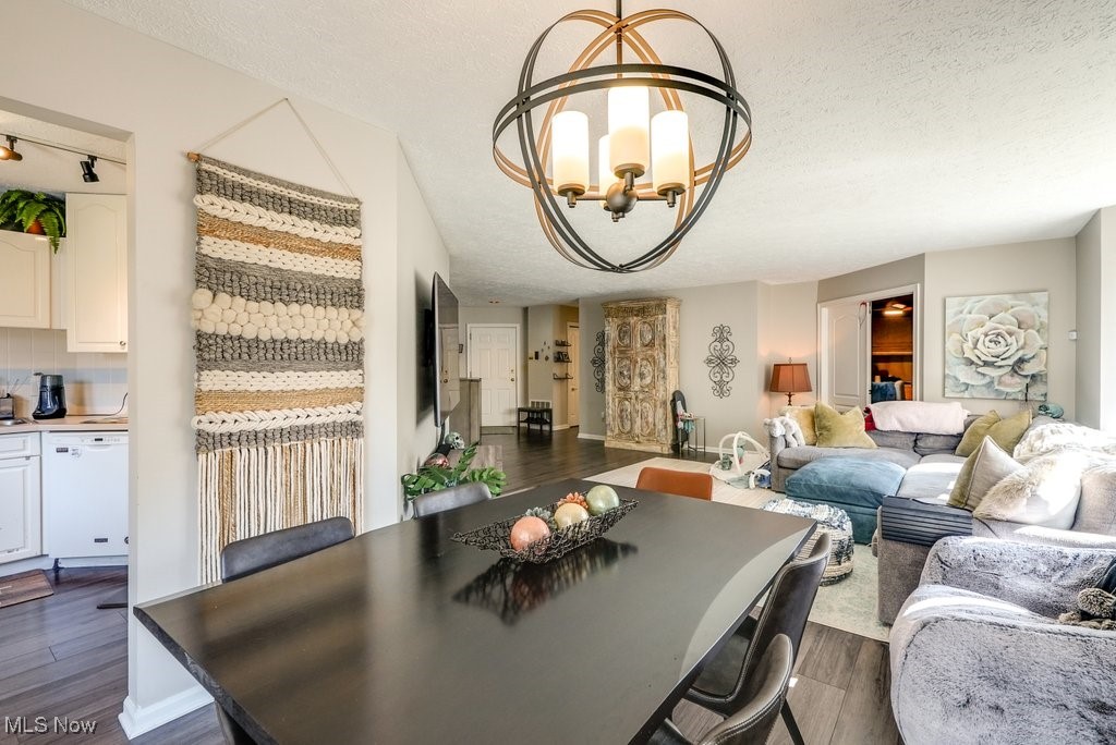 333 Village Pointe Drive A-1