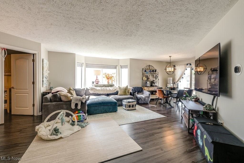 333 Village Pointe Drive A-1