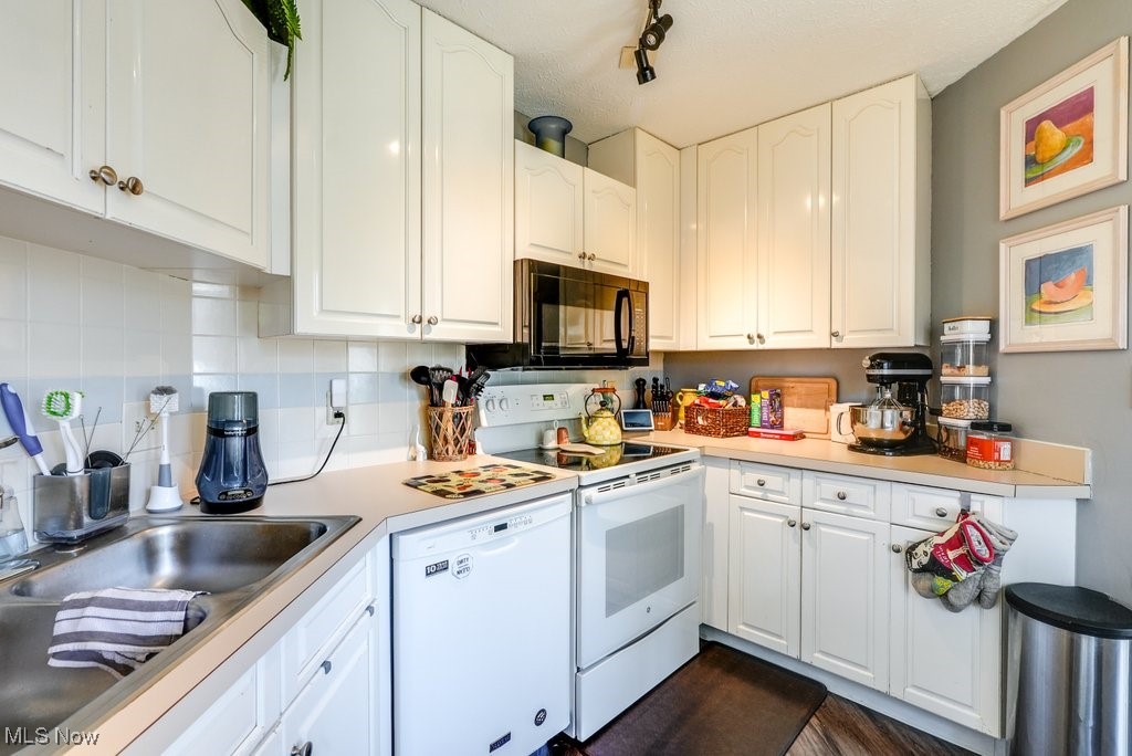 333 Village Pointe Drive A-1