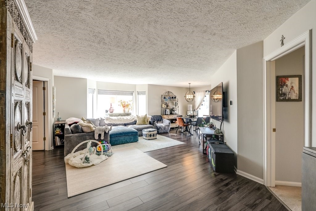 333 Village Pointe Drive A-1