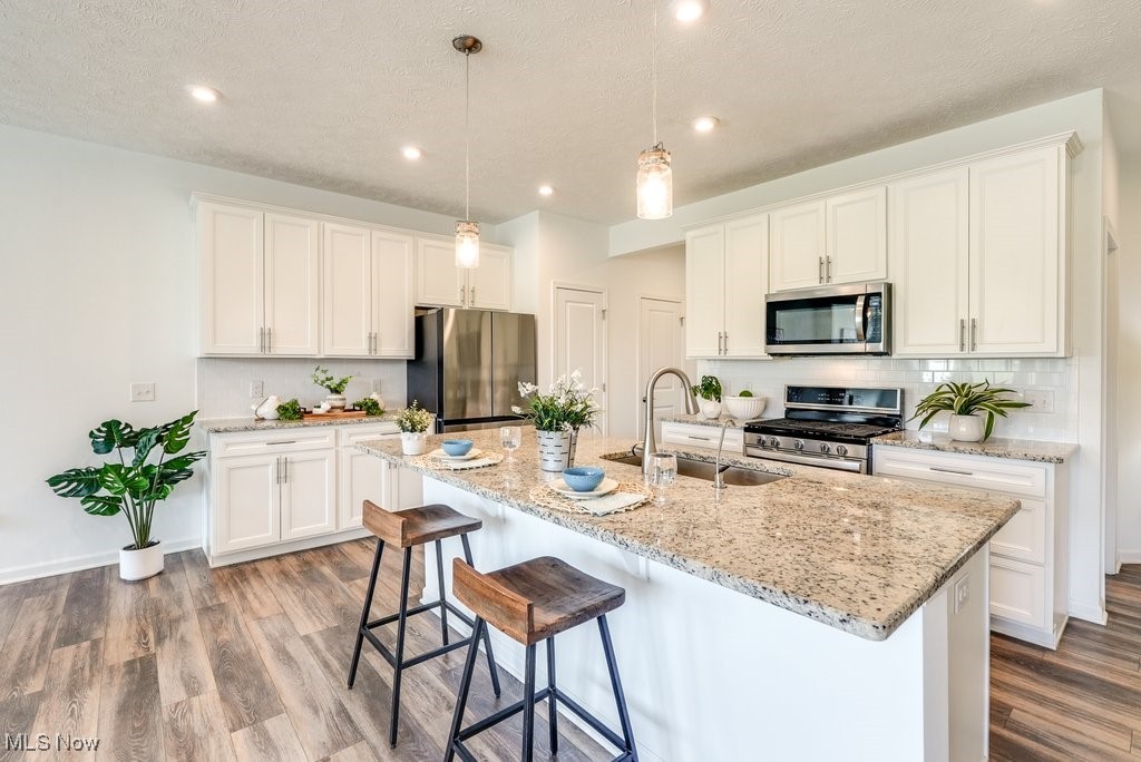 835 Dipper Lane 2