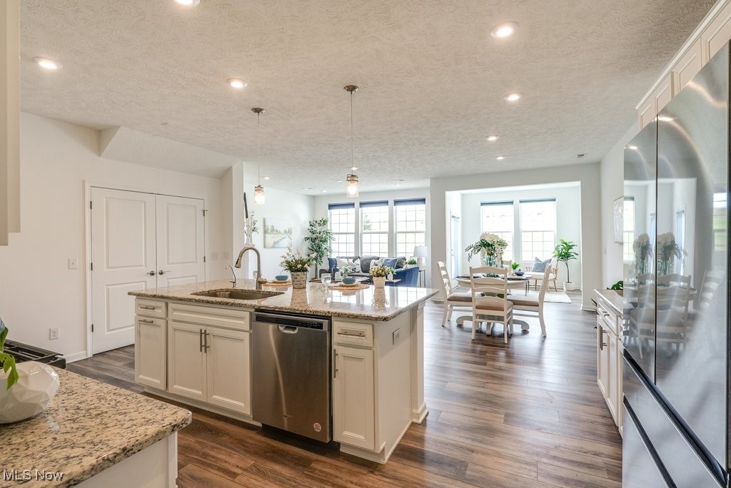 835 Dipper Lane 2