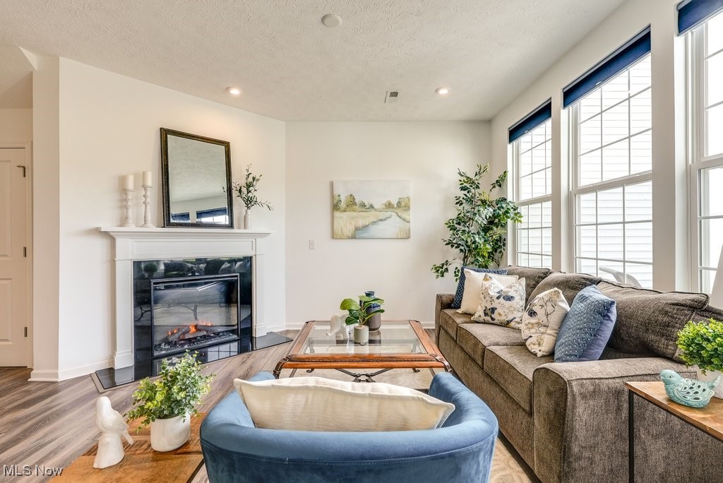 835 Dipper Lane 2