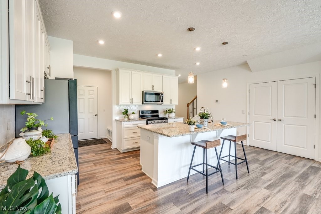835 Dipper Lane 2