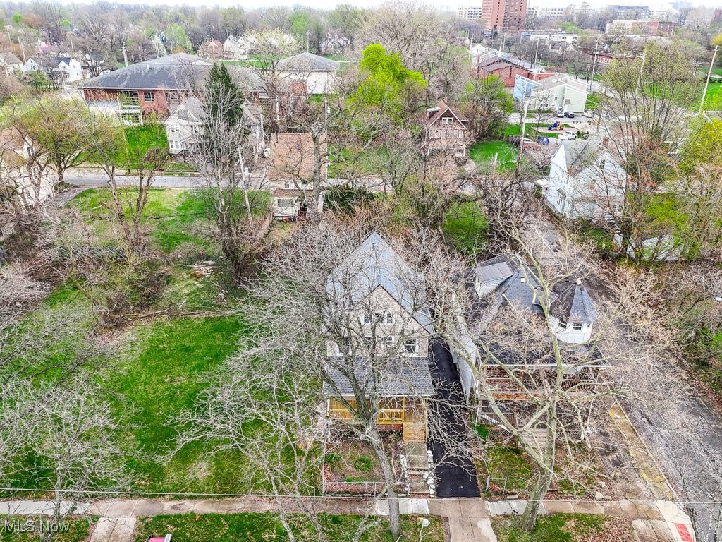 1437 E 86th Street