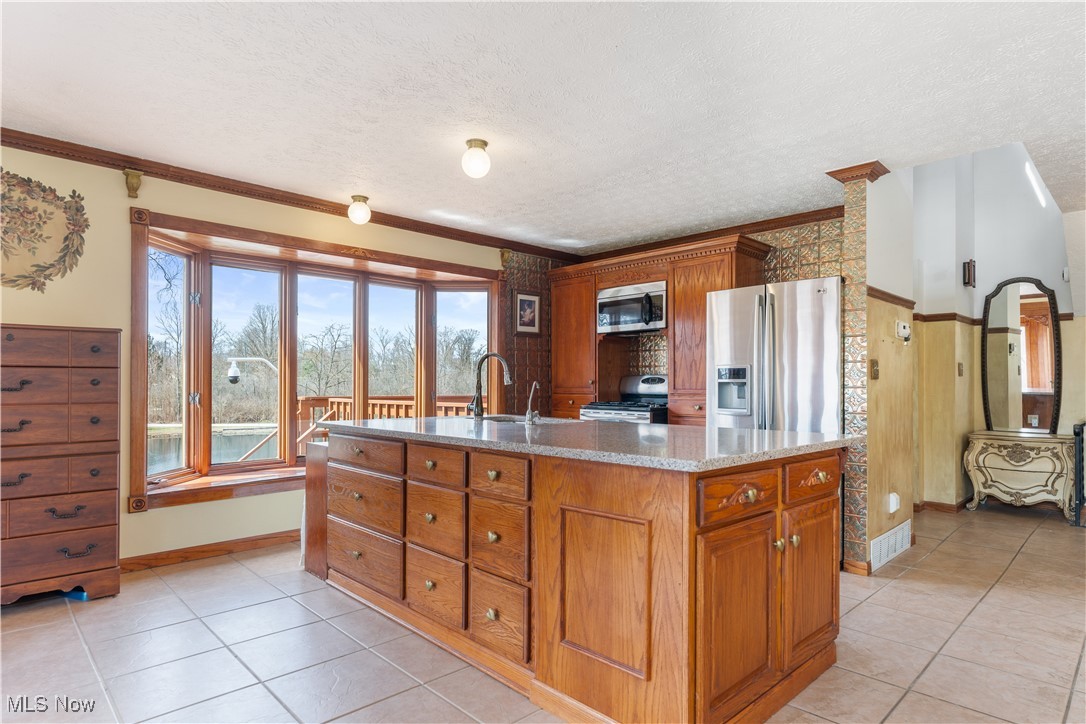 3871 Foskett Road