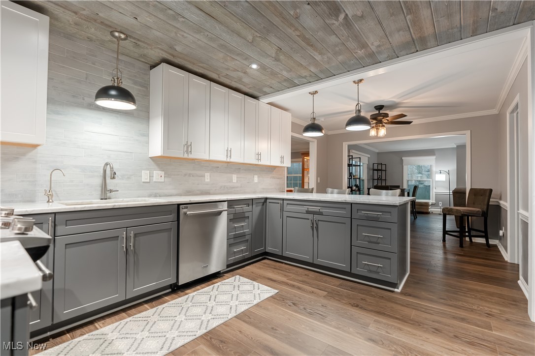 20930 Vermont Street