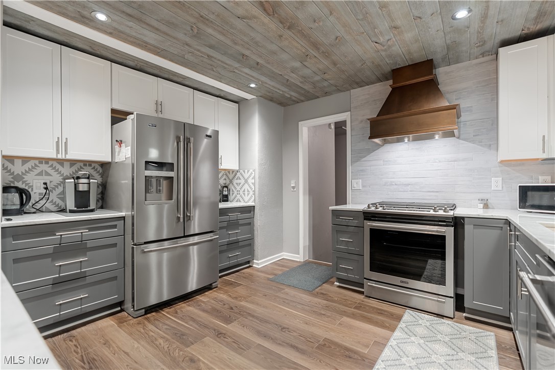 20930 Vermont Street