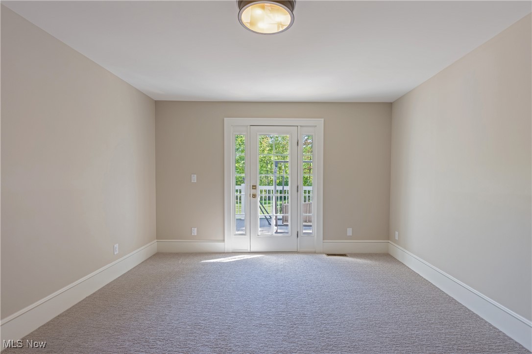 1463 Reserve Drive
