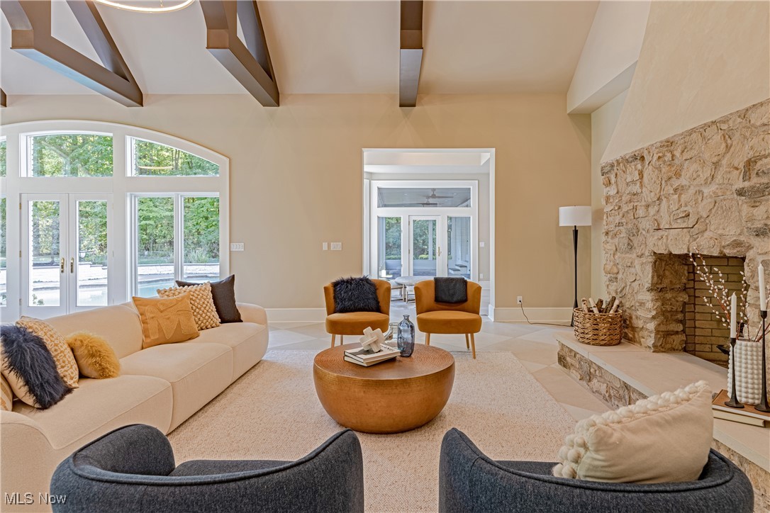 1463 Reserve Drive