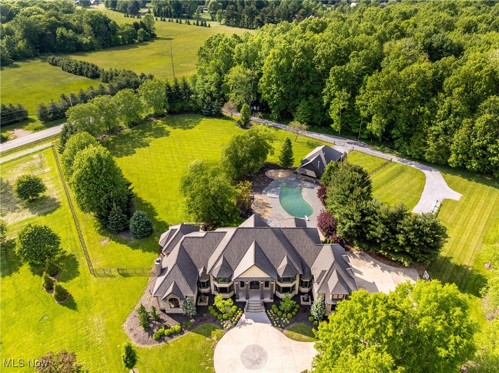 7237 Brycewood Circle NW