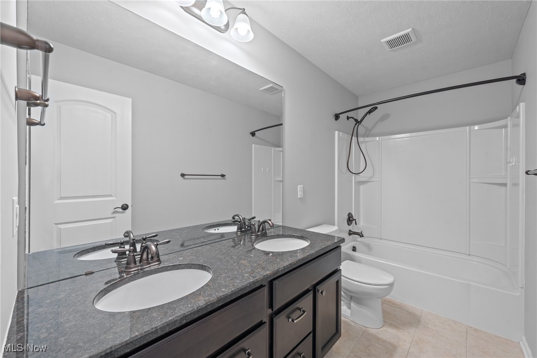 256 E Legend Court