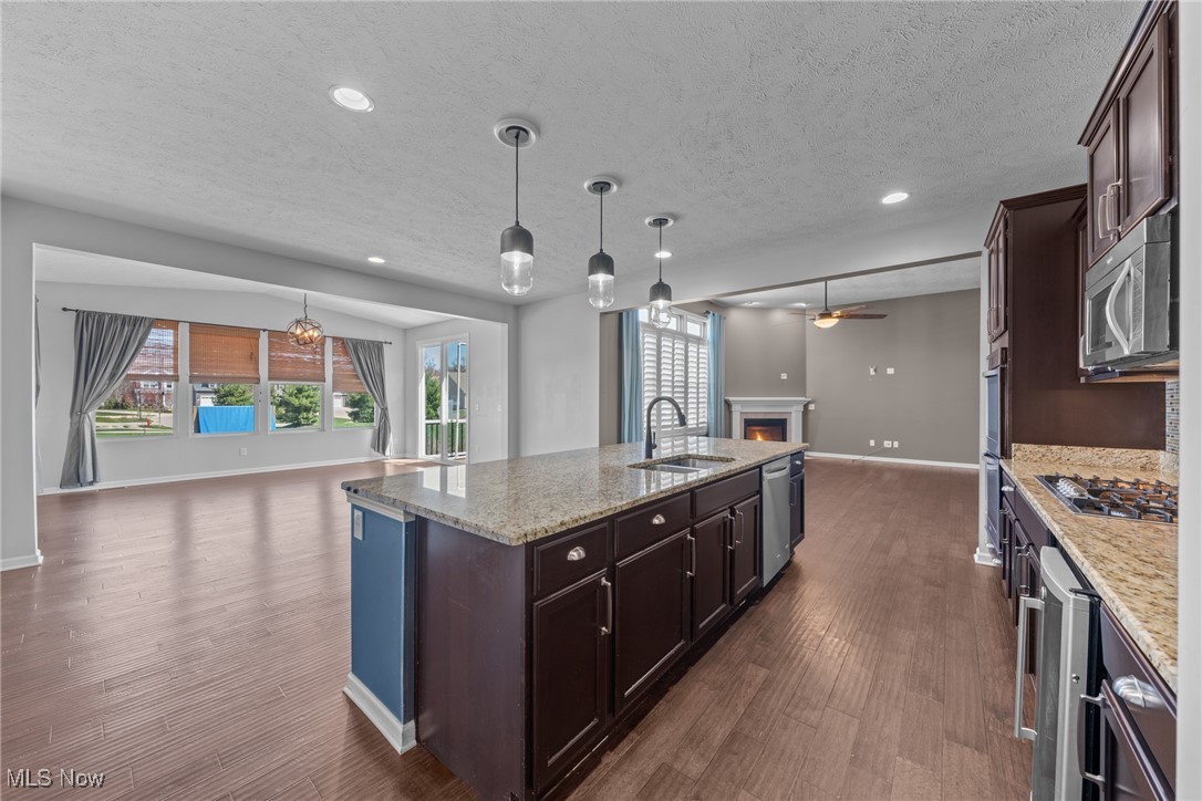 256 E Legend Court
