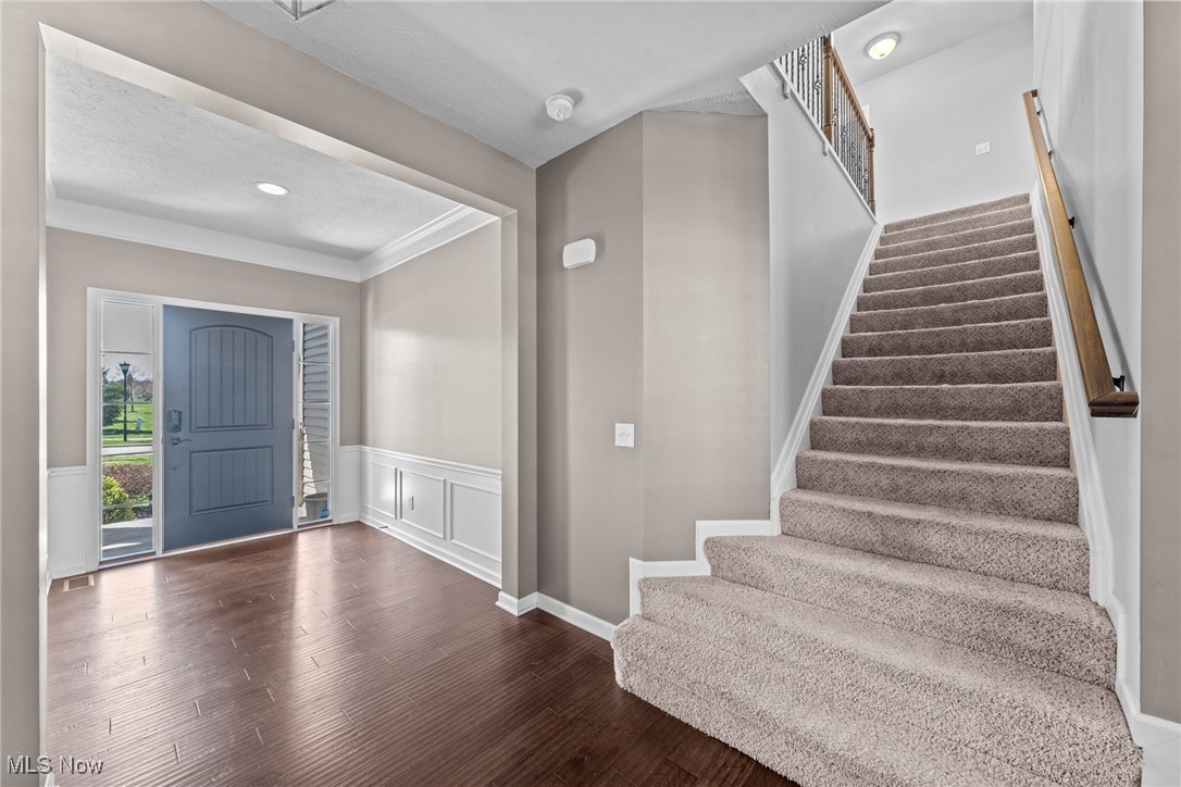 256 E Legend Court