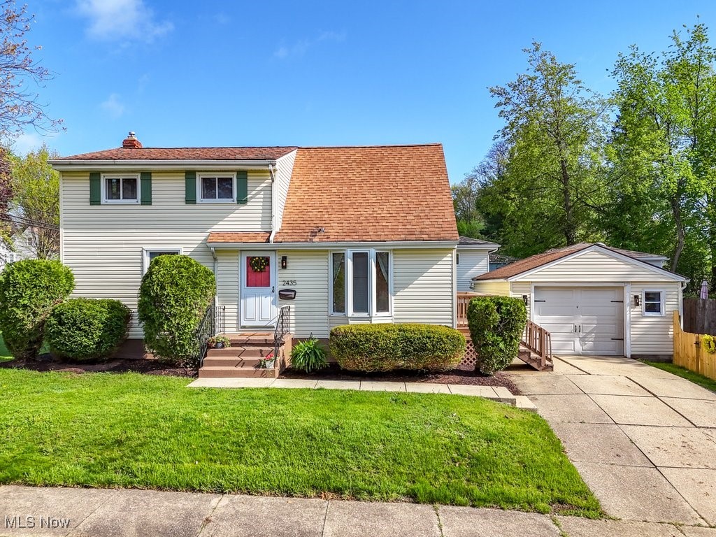 2435 Scotland Drive
