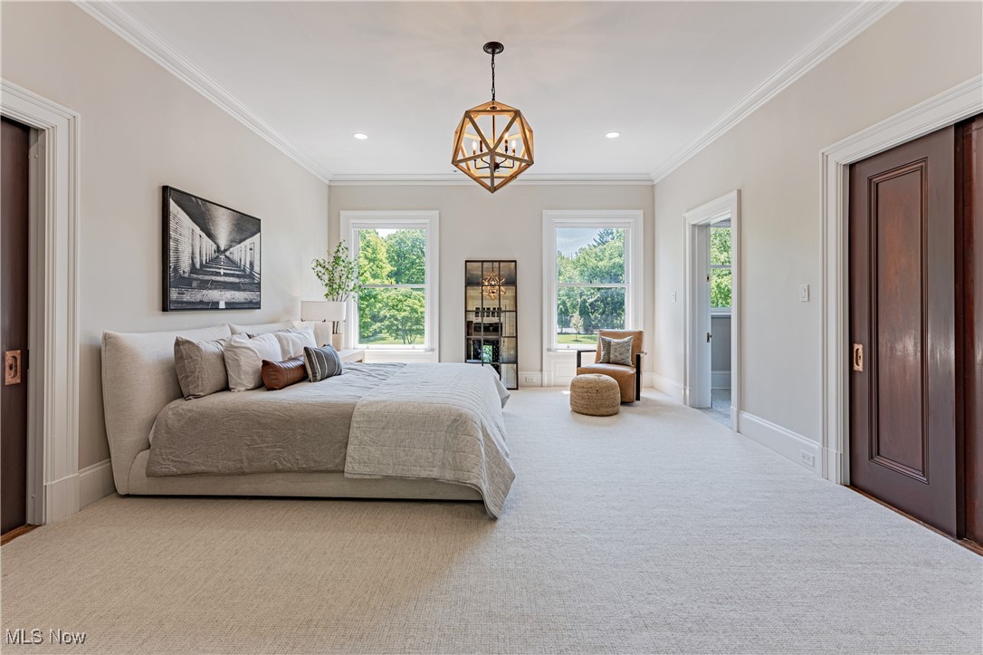 12725 Lake Shore Boulevard