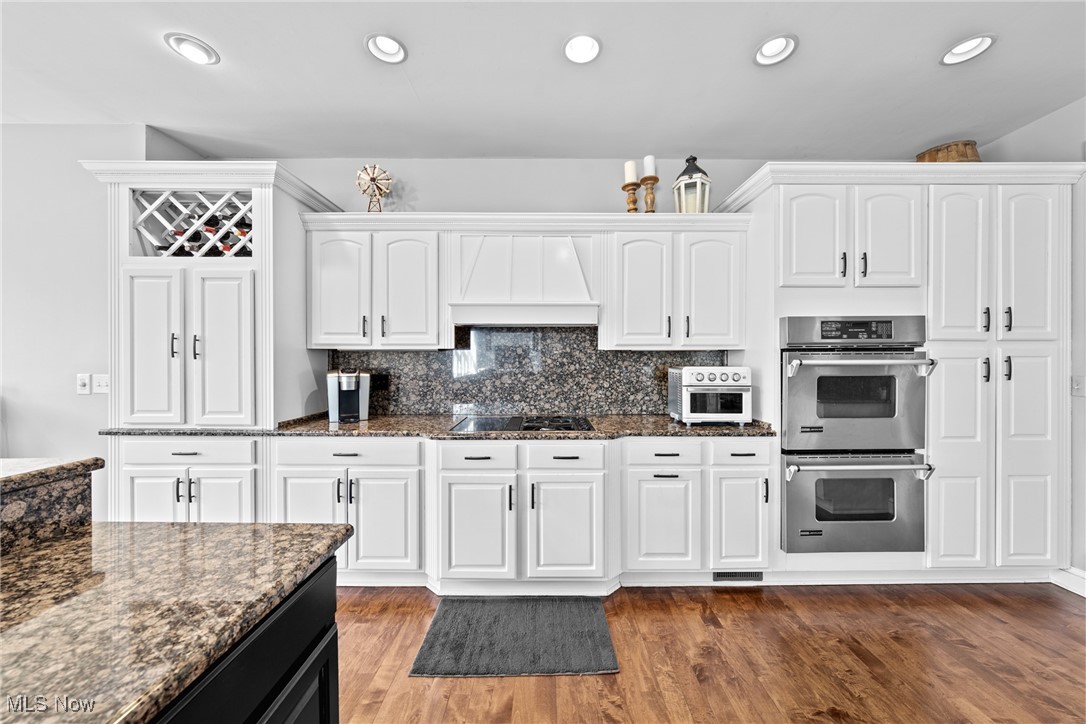 915 Creek View Drive
