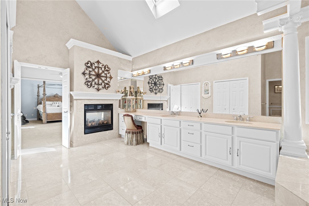 915 Creek View Drive